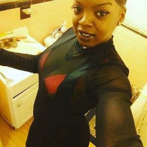 Meet your Posher, Shaniqua